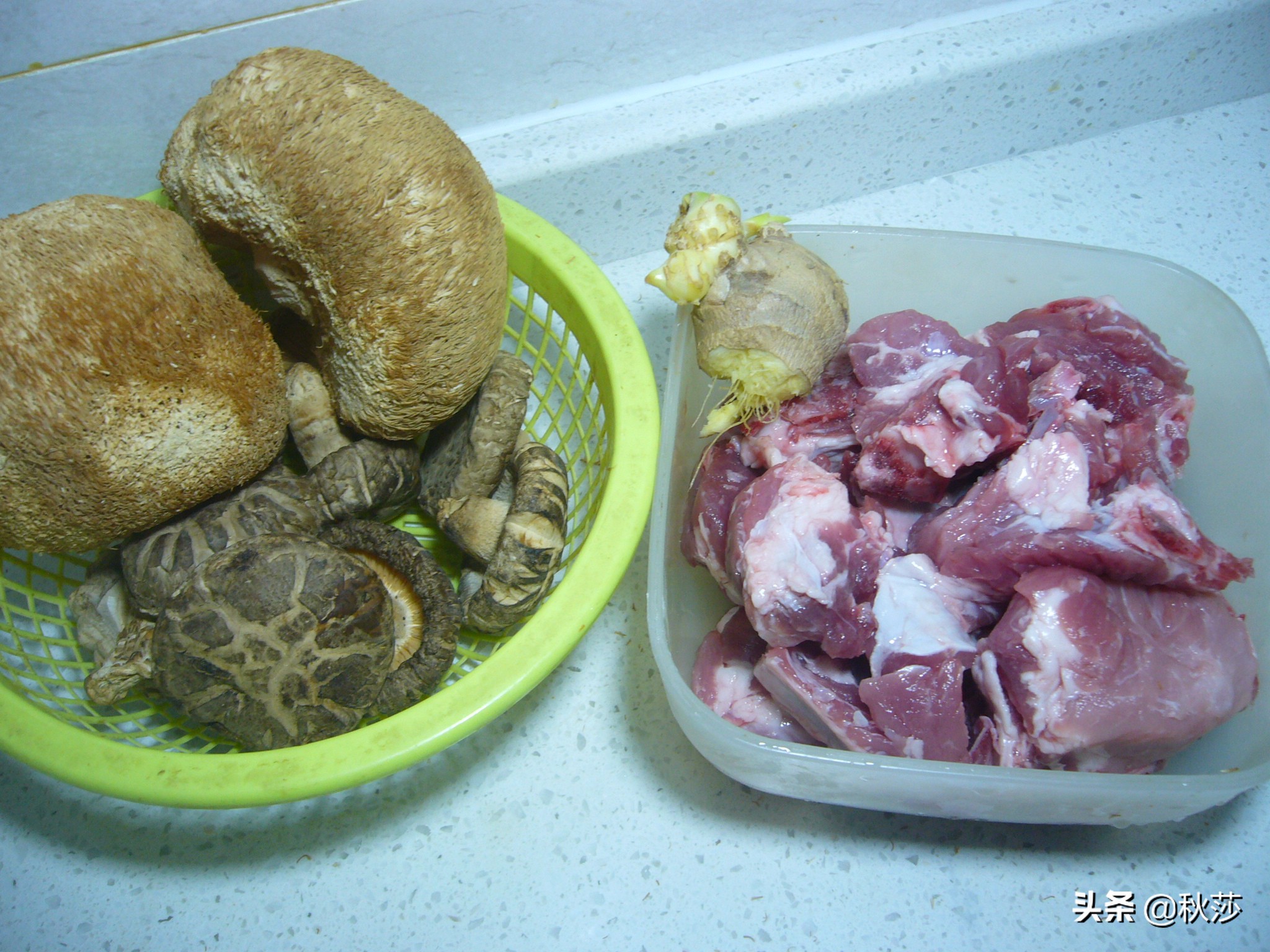 猴头菇煲排骨还可以放什么,当归可以和猴头菇一起煲吗