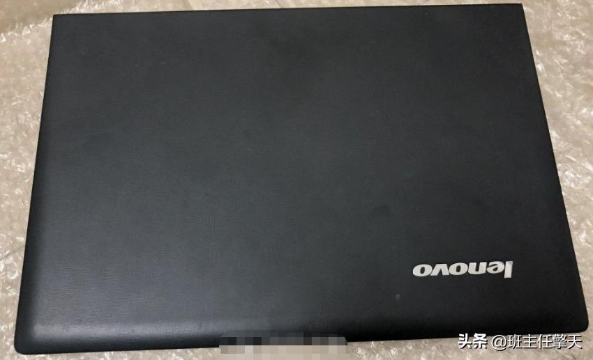 联想笔记本清理灰尘技巧+修理断裂的螺丝柱