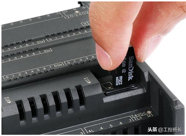 西门子S7-200smartPLC存储卡使用方法