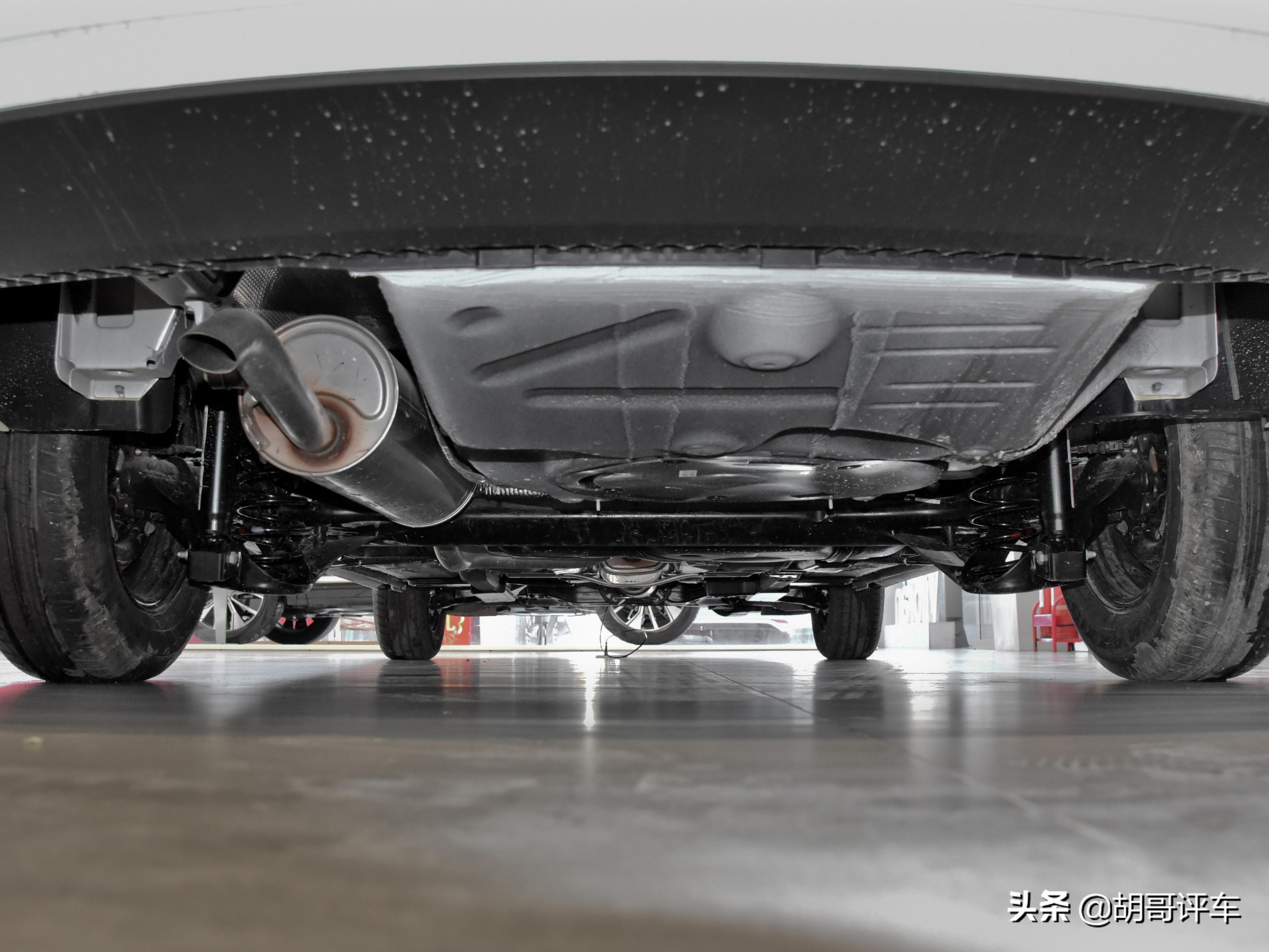 低价低油耗家用车排行榜,低油耗皮实耐开的车