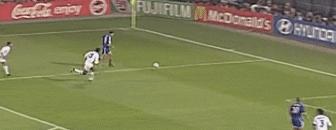 他曾是世界最强中锋之一,却因2次罚丢点球而成千古罪人