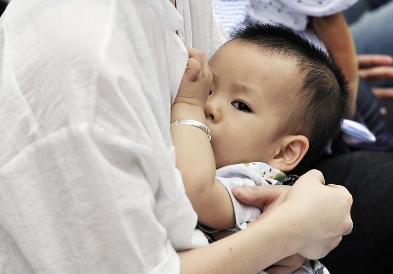 大头娃娃假奶粉,湖南大头娃娃劣质奶粉事件
