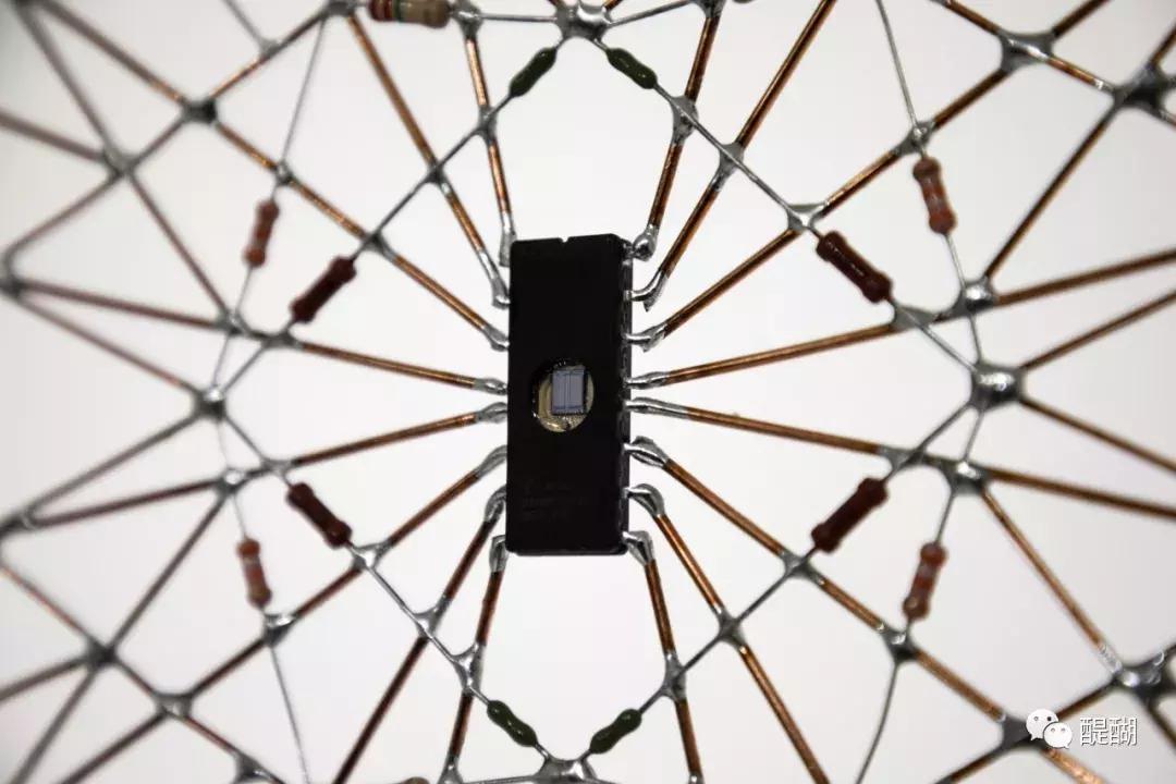 让高僧、明星都打卡的电子曼陀罗，究竟妙在哪？