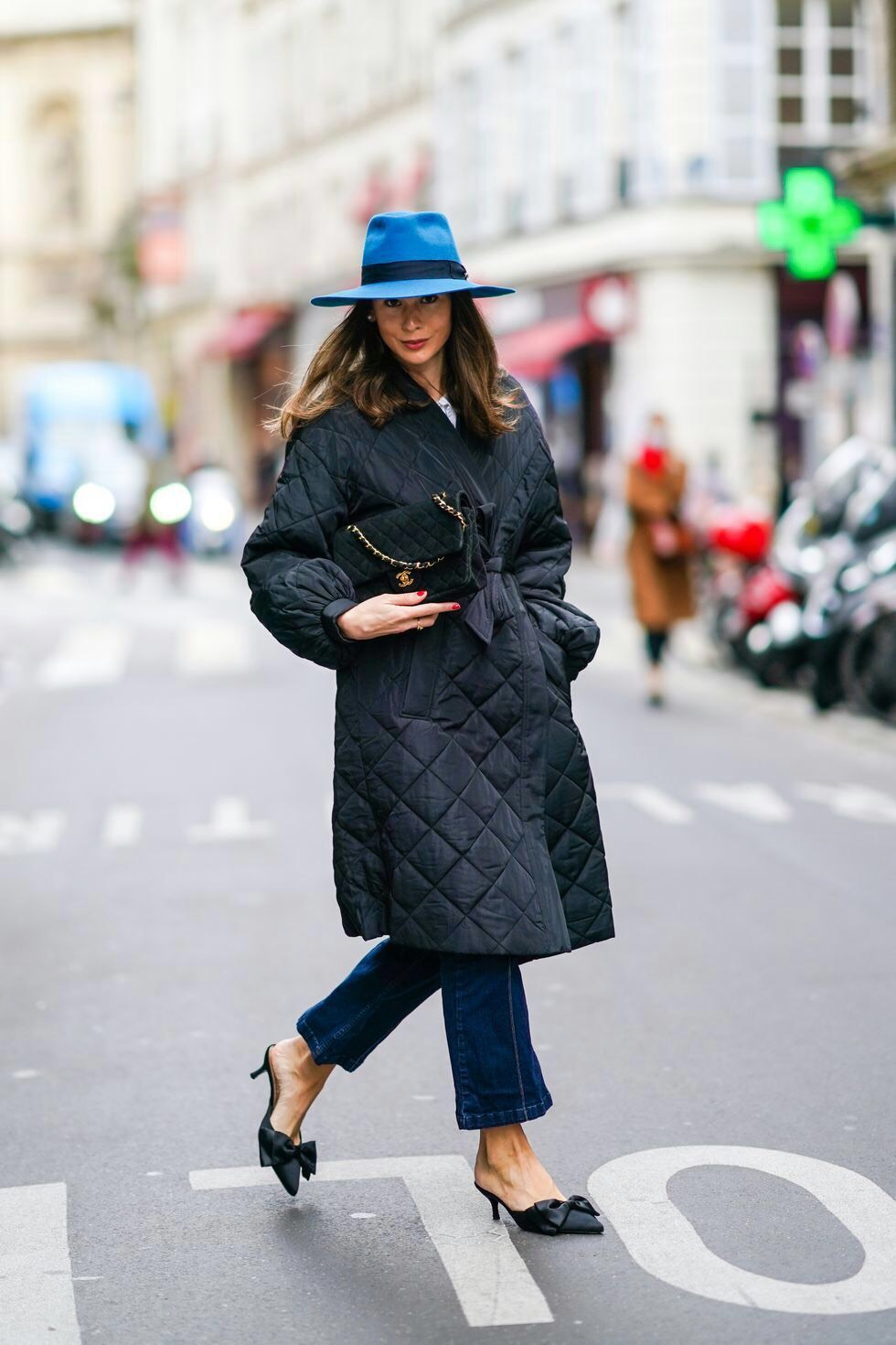 羽绒服穿上“不时髦”,时尚博主教你3招破解,洋气上档次