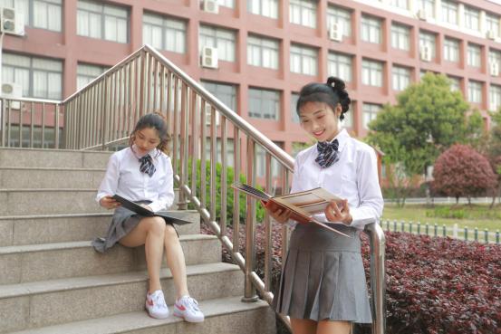 新华电脑学校怎么样，为什么要来新华电脑教育