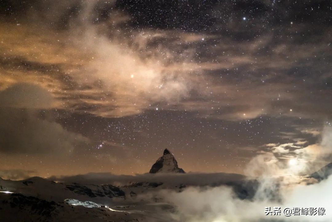 leicaq2和q3,leicaq2对比m10