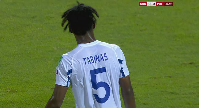 菲律宾后卫打爆中国后卫,菲律宾国足对艾克森集锦