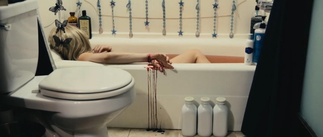 因爱成“神”或是为爱着“魔”,差别只在一念间