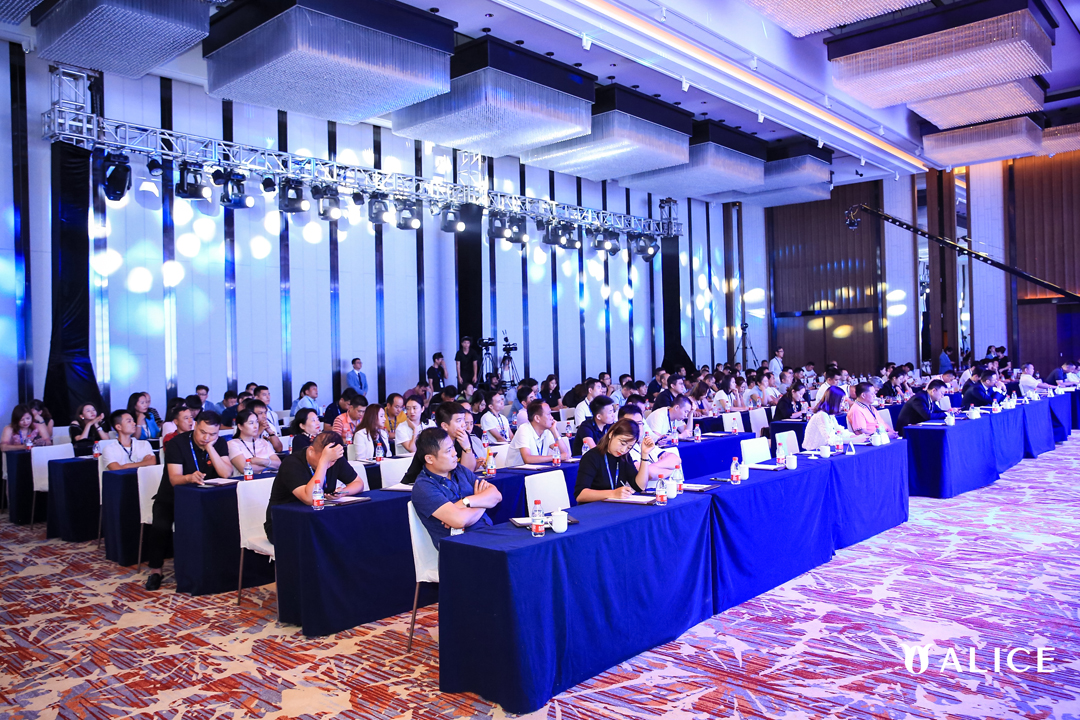 爱丽丝珠宝招商会,爱丽丝珠宝合作品牌