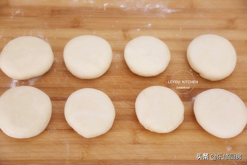 一样材料做美食,又酥又软的家常烙饼简单做法