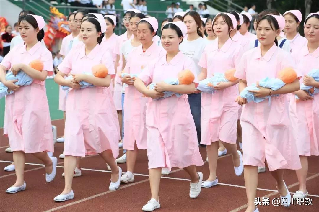 成都这场高校运动会,秀出了四川大学生的精气神!