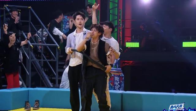 街舞4总决赛歌,街舞4总决赛战队秀