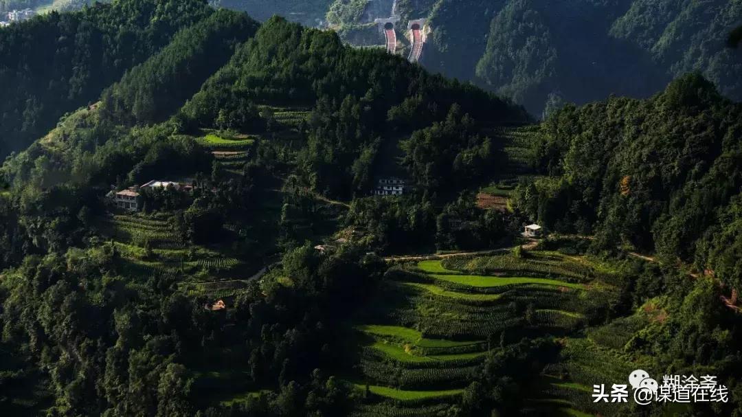 苏马荡美景随拍,利川苏马荡绿岛印象养生谷班车