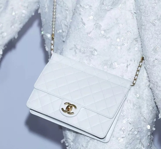 现在很流行的一个链条包,适合春夏的链条包推荐