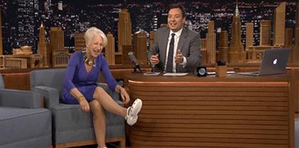 年入90亿，凌晨排队抢不到！史上最丑鞋王，为何突然爆火？