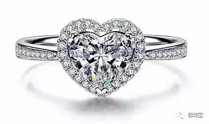 如何让钻戒更有意义,怎么样钻戒有升级空间