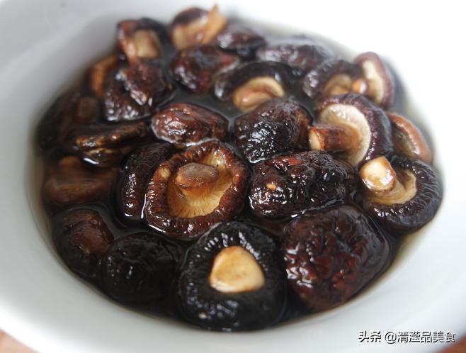 这样做卤鸡爪连骨头都入味,胶原蛋白满满