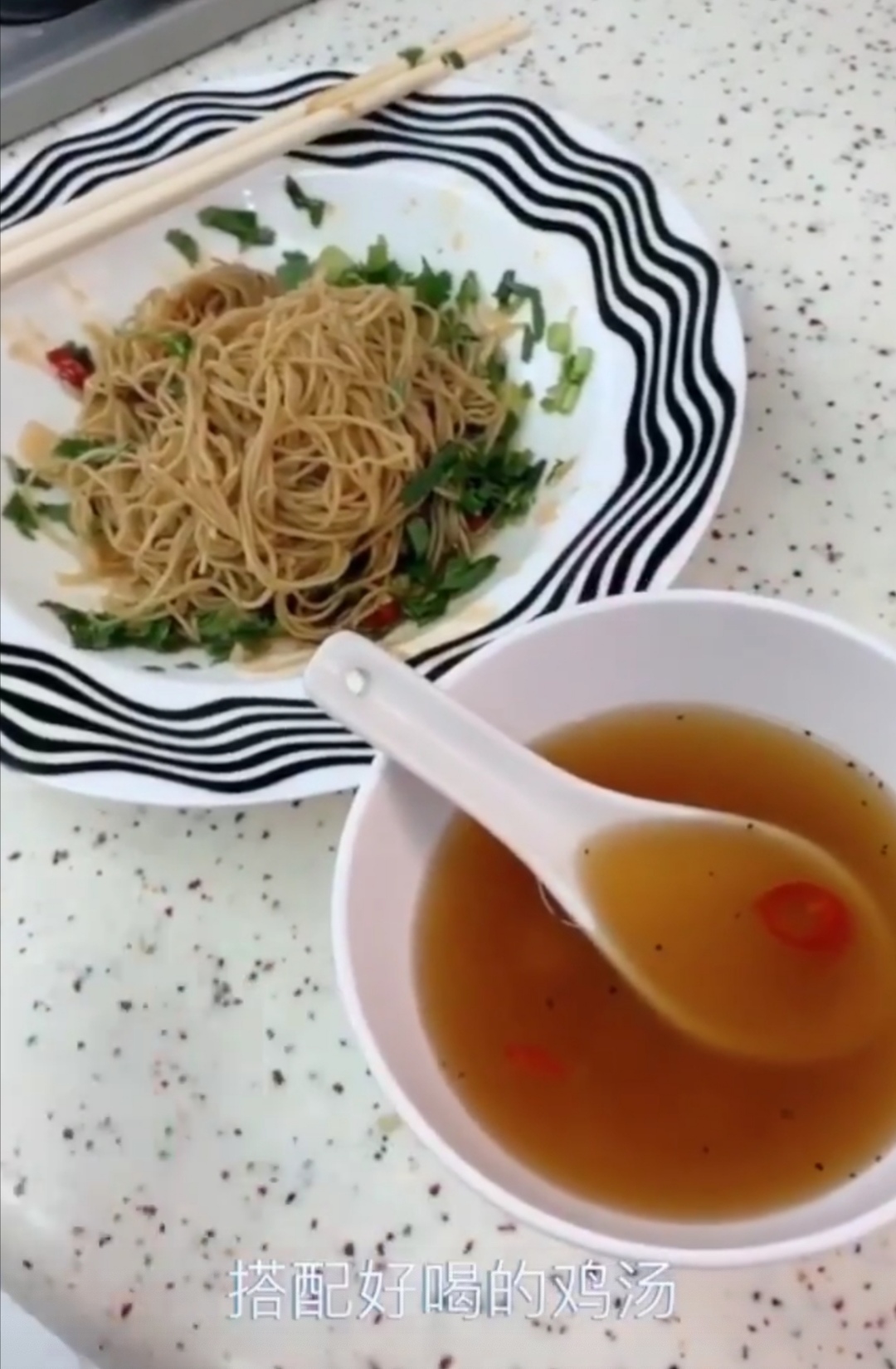 张柏芝小红书推荐化妆品,张柏芝小红书推荐的化妆品