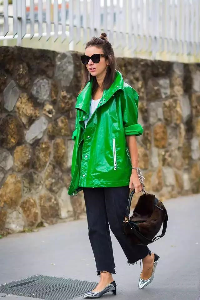 甜酷风冲锋衣保暖又好看穿出风格,适合秋冬两季穿的冲锋衣