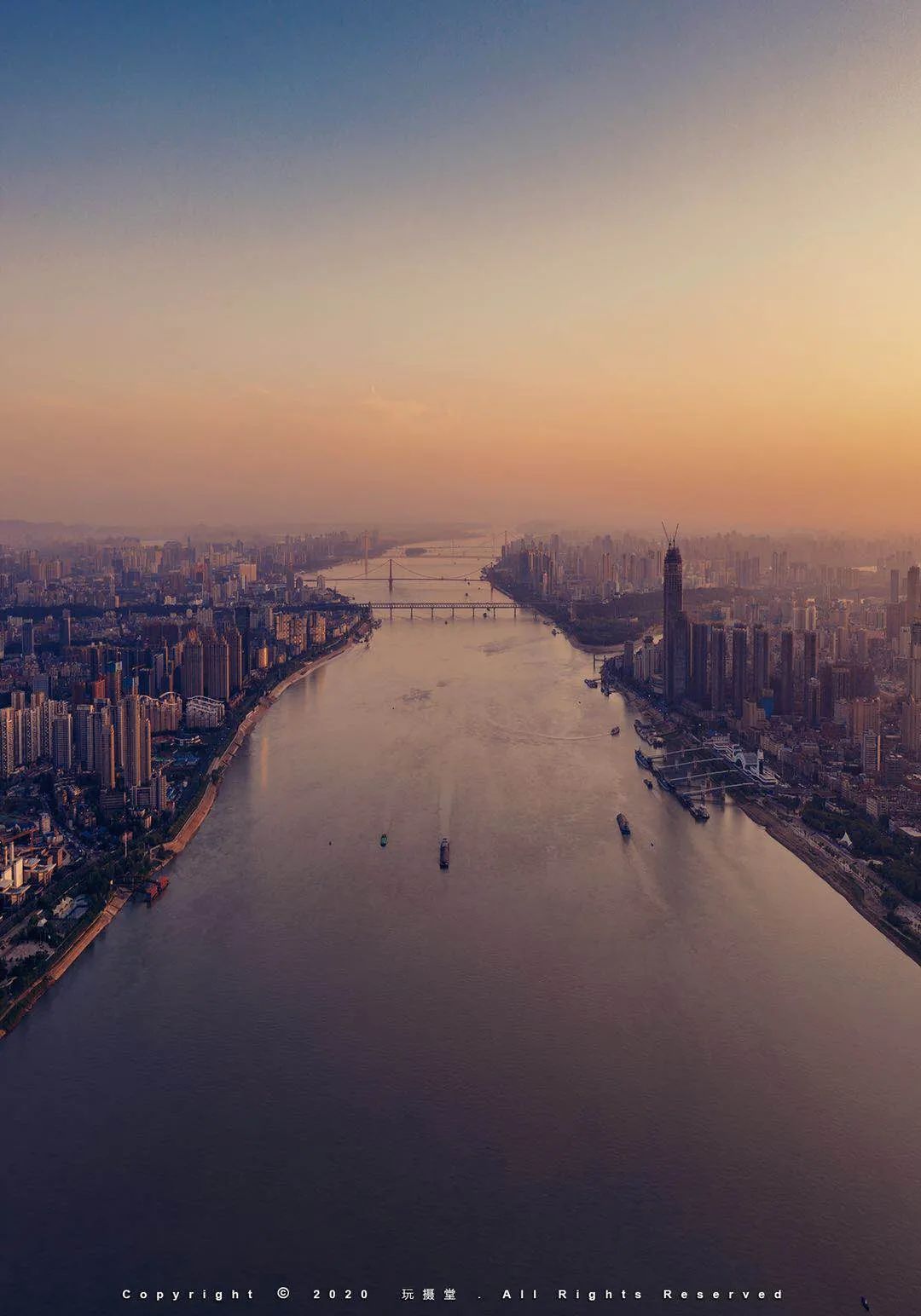 武汉陆家嘴汤臣一品,武汉陆家嘴金砖大厦