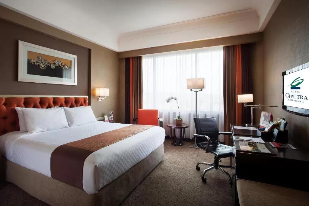 岛国看峡谷瀑布和火山，打车3元起100元住双人间，往返1.5K还免签