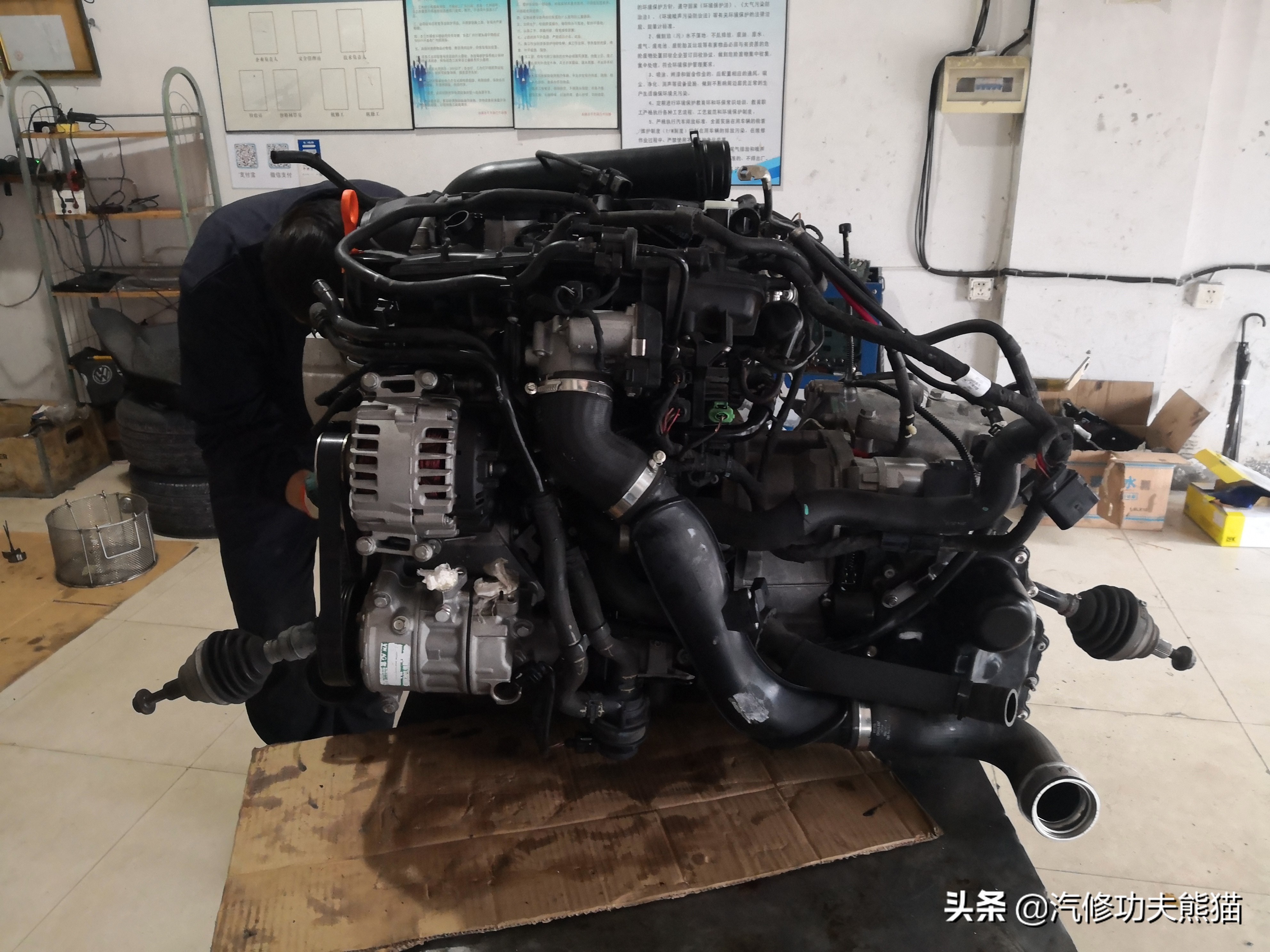 dsg双离合起步抖动有异响,大众帕萨特3.0v6发动机烧机油