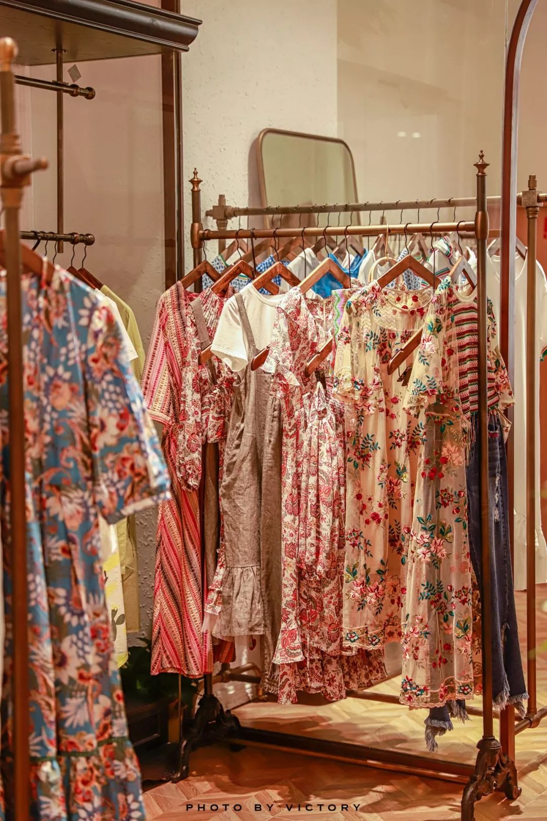 喜茶、和府捞面、兰巴赫……齐聚曲江老牌商场,等你Pick!