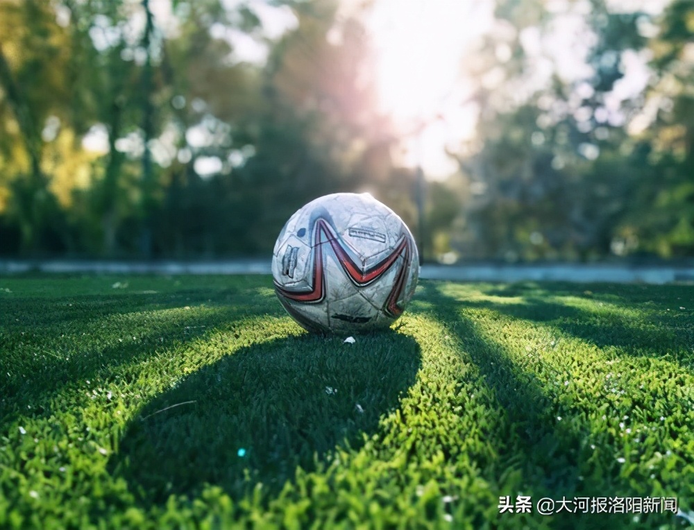 中小学生校园足球联赛如火如荼,2021洛阳市校园足球联赛