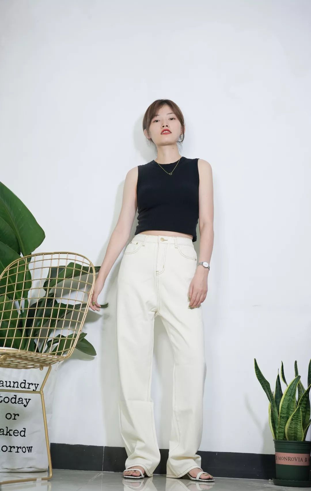 我试了九条白色牛仔裤，这四条太太太好穿了！