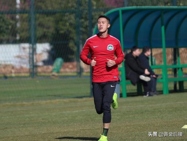 10年前建业队有位狠人让全中超都敬畏，现在他的师弟来接班了