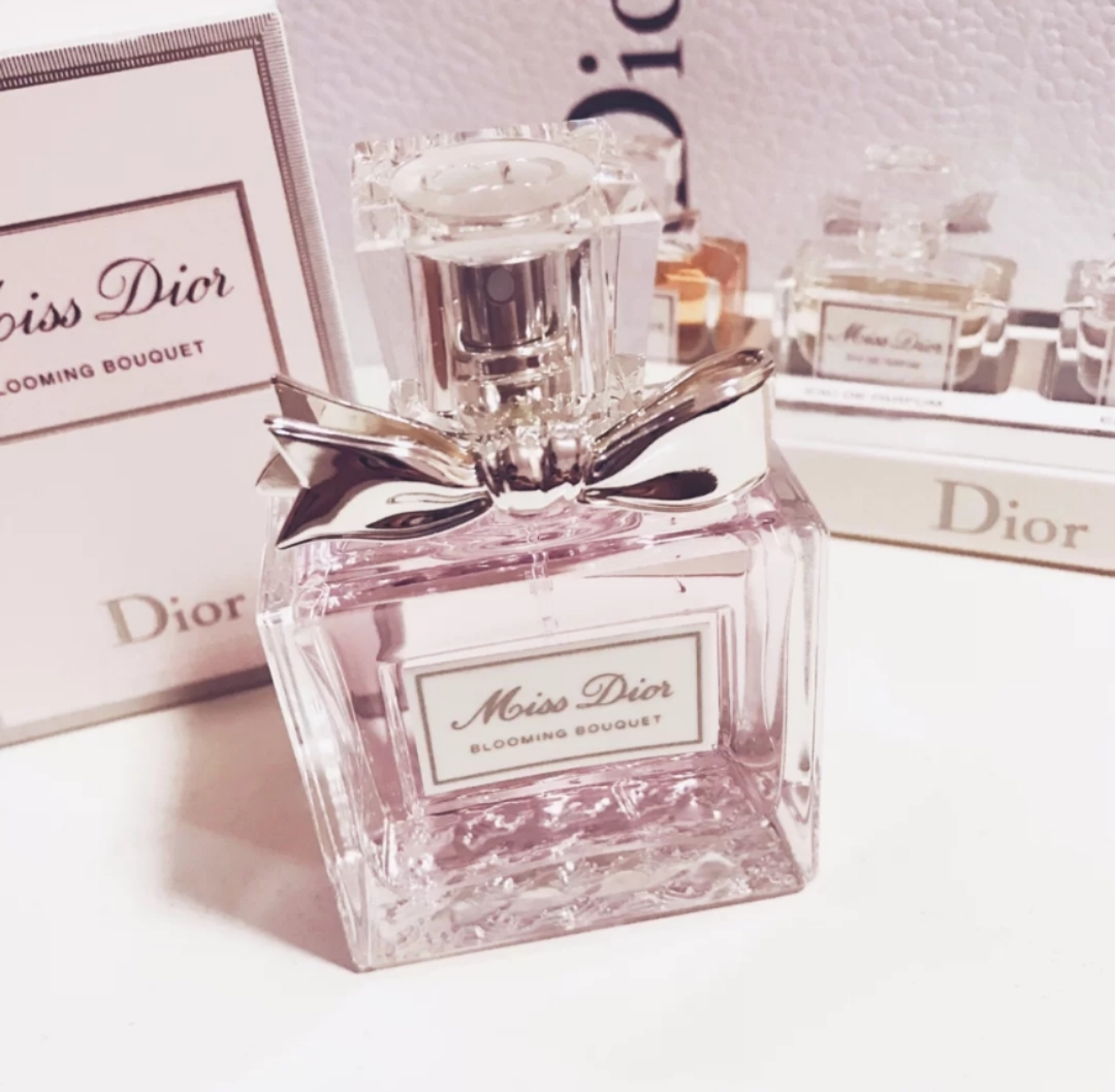 好闻持久又不贵的几款香水推荐,什么香水好闻持久女生