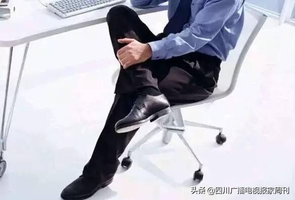 静脉曲张翘二郎腿,跷二郎腿静脉曲张图片