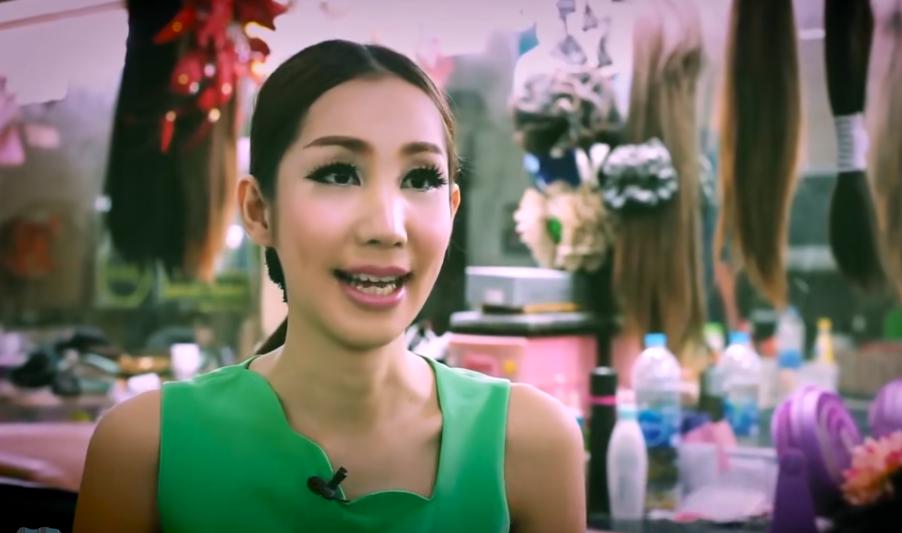 扒开「人妖」不为人知的一面，站街下海，都是心酸