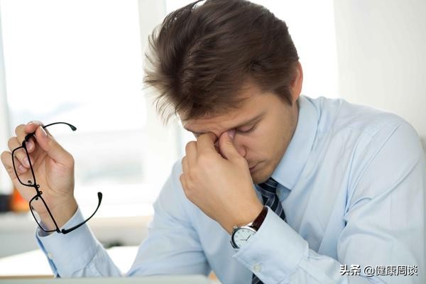 男人下边隐隐疼吃什么药,男人下面左侧隐隐作痛是什么原因