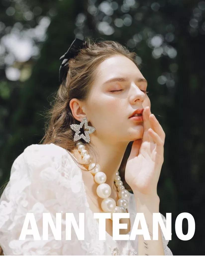 还在穿短袖吗,夏季法式泡泡袖怎么穿