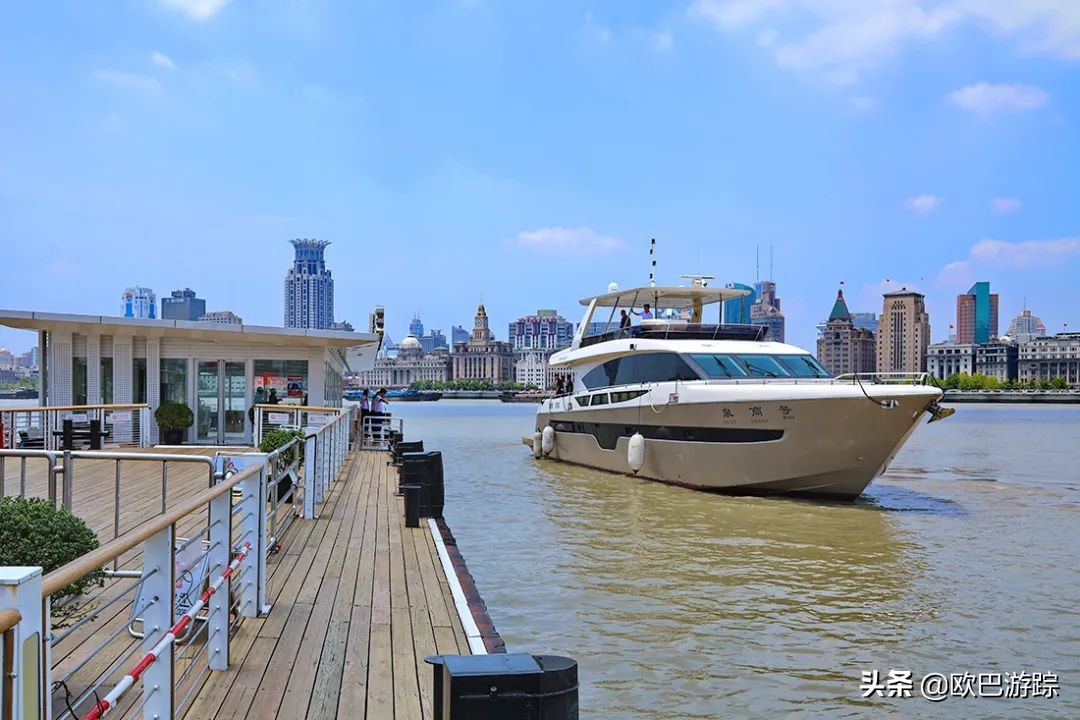 上海东方明珠塔里藏了一个酒店,你知道东方明珠有个酒店吗