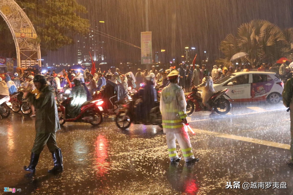 越南人看待中国足球,越南对足球的狂热