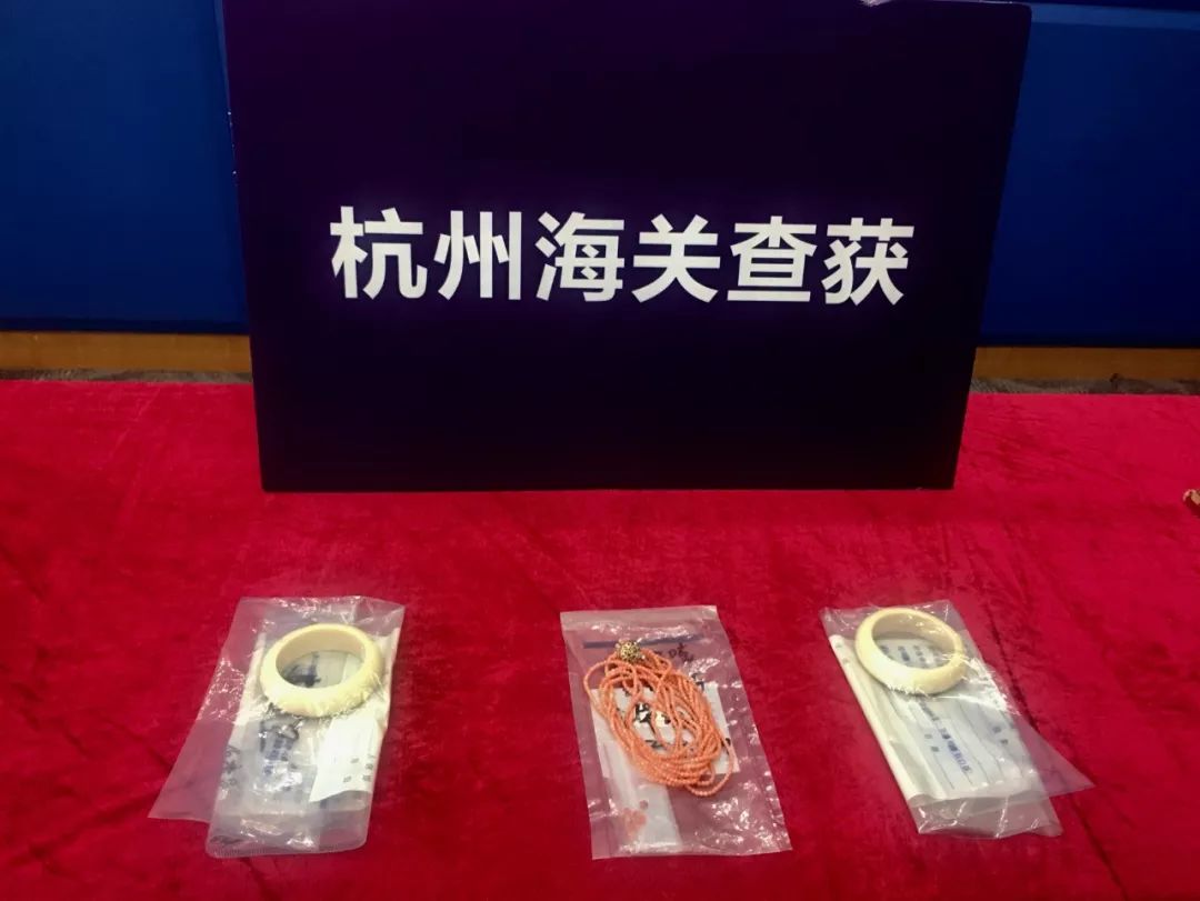 出国旅游禁忌捡东西,出国旅游哪些食品不能带