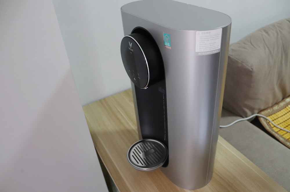 承包你全年的开水供应云米1秒即热管线机使用体验