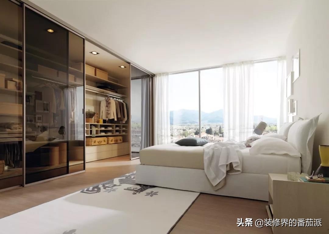 开放式衣帽间防潮怎么做,开放式衣帽间防尘帘防灰效果