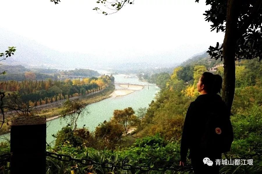 在古村落拍照怎么摆姿势好看,在古堰拍照姿势