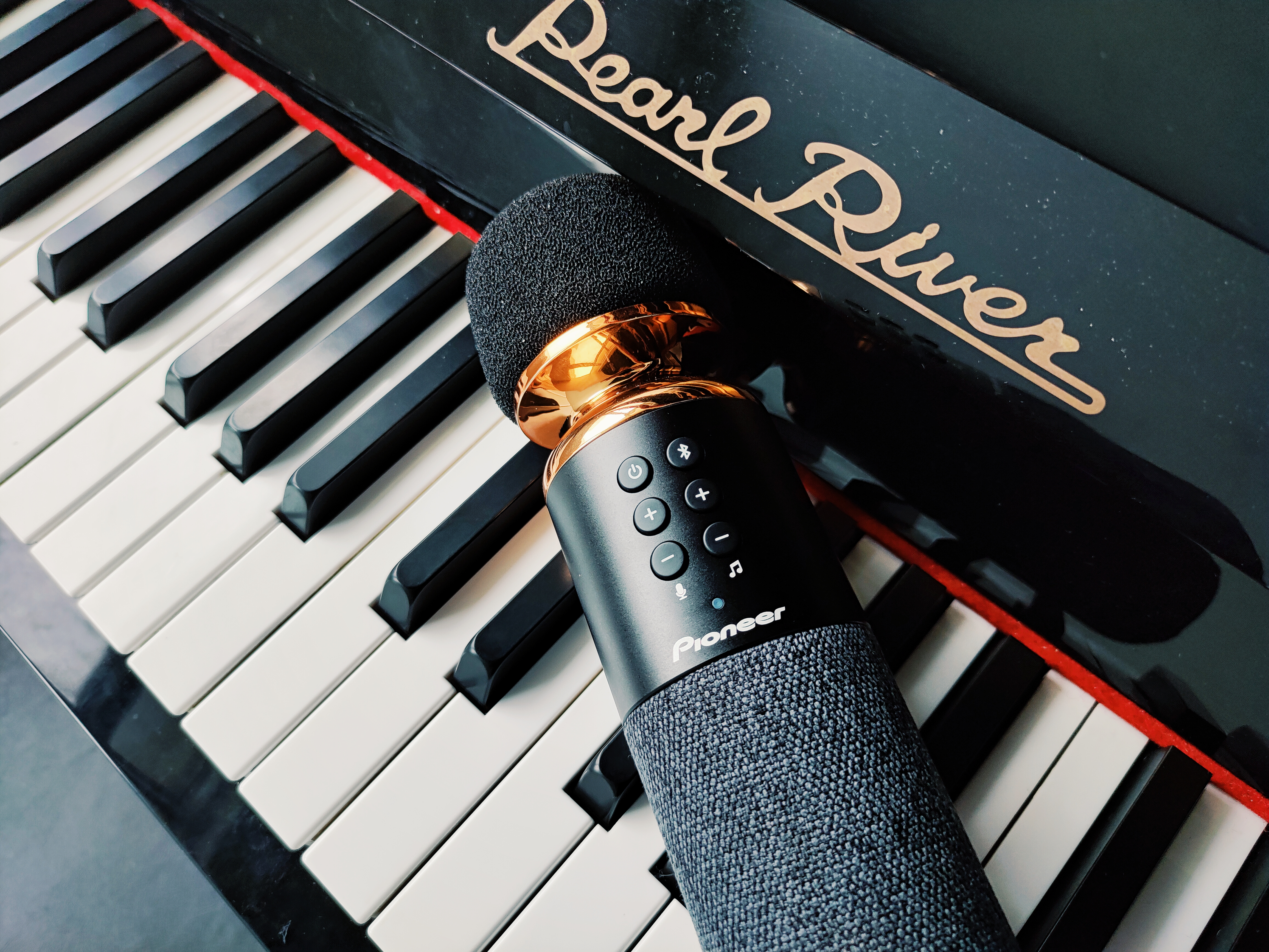 别上班了我养你每月1000够不够,别上班了我养你吧音频