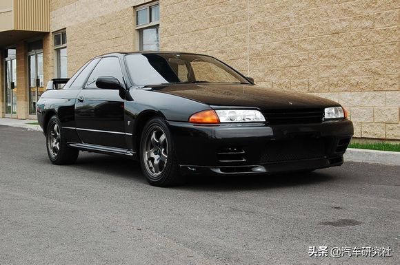 ae86的卡罗拉为什么是后驱,头文字d原车重现这才是真正的ae86