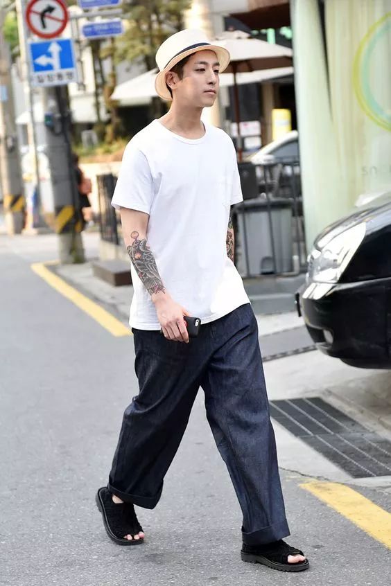 人手一件白t会穿才能出彩,白t才是夏日最好的单品