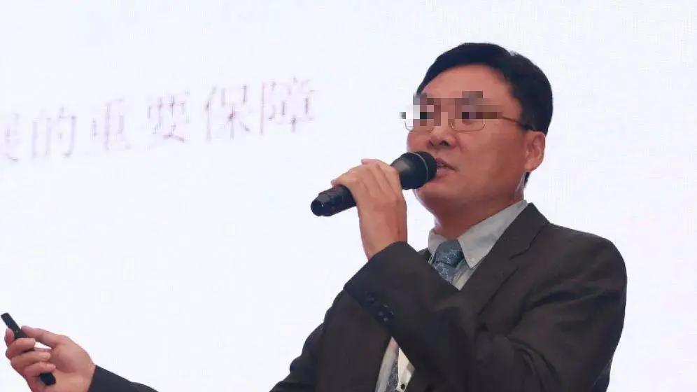 14岁女孩自愿发生关系不算强奸？检察官：未成年人表达亲密不能简单视为自愿