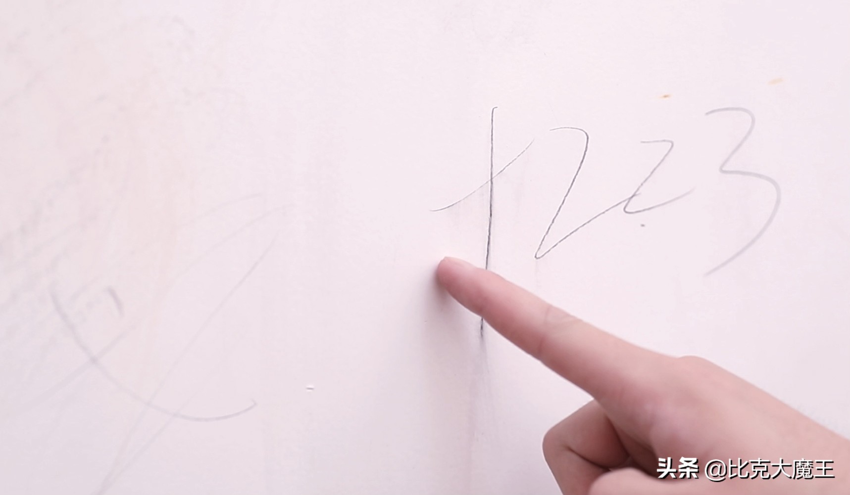 白墙脏了不用重新粉刷,白墙脏了原来可以不用重刷修复漆