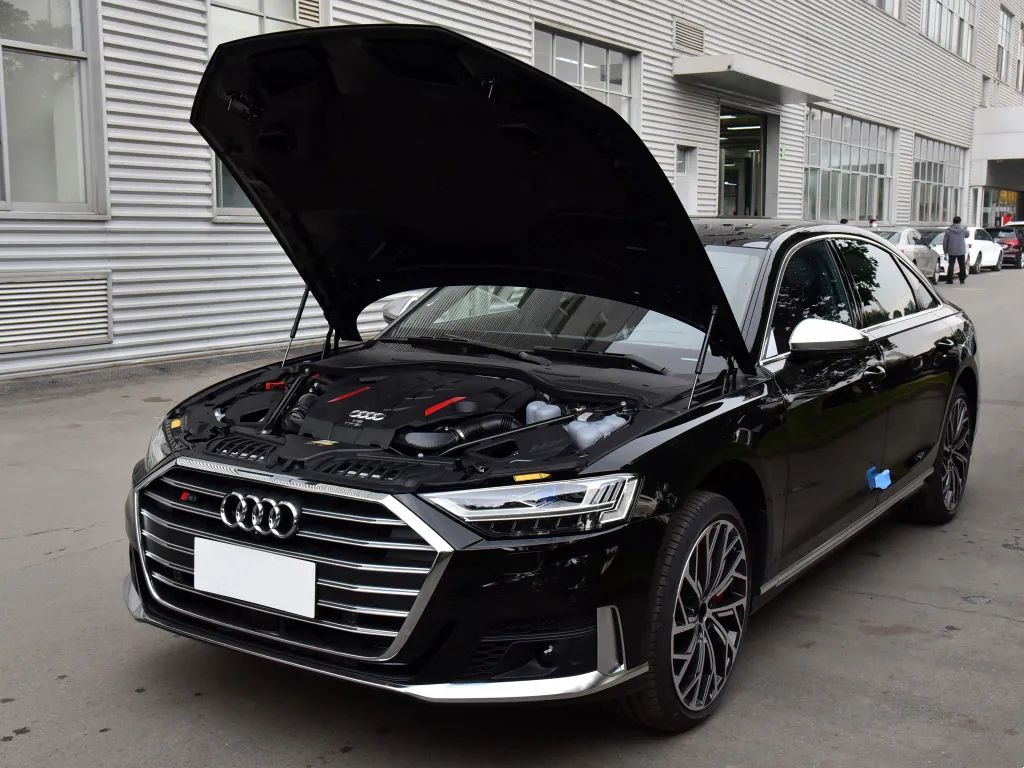 宝马7系和x7内饰哪个好,宝马7系和宝马x7哪个好