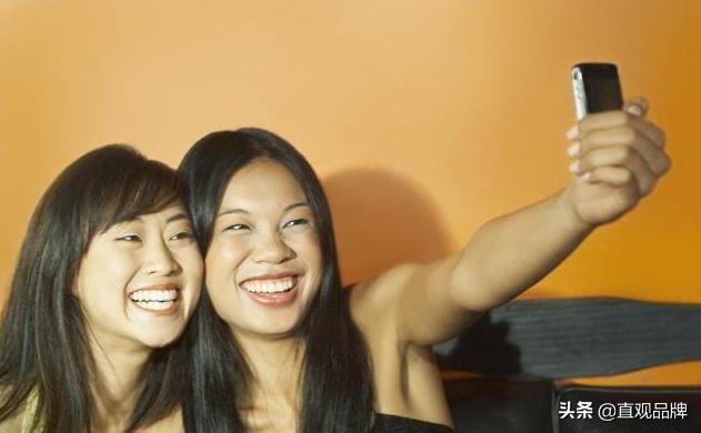 「品牌中网」现在的代购为什么偏爱卖人设？（映射品牌思维）