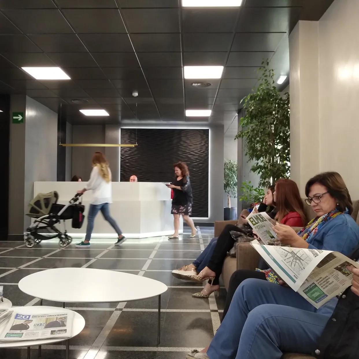 《西班牙某知名化妆品代购,本人亲历去HR赫莲娜公司面试