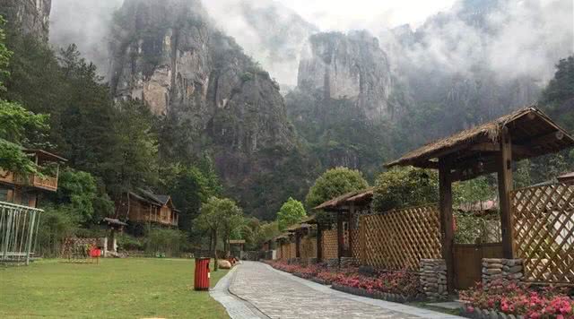 浙江有哪些有瀑布的旅游景点,浙江旅游景点推荐瀑布